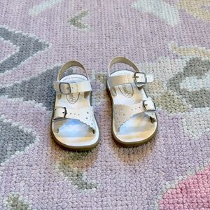 Footmates white toddler shoes